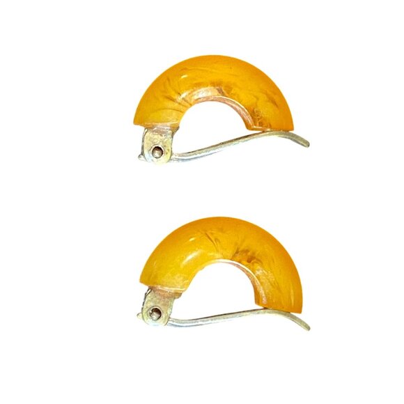Possible Bakelite Earrings Golden Clip-On Hugger Jewelry Vintage - Picture 3 of 8